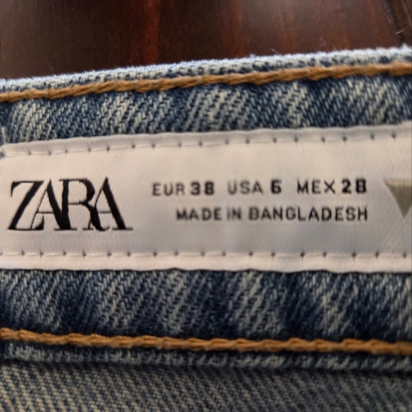 Zara Size 6 Relaxed Baggy Light Blue Jeans - Picture 3 of 3